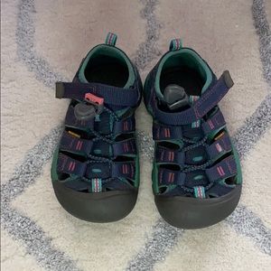 Keen water shoes/Sandals for kids